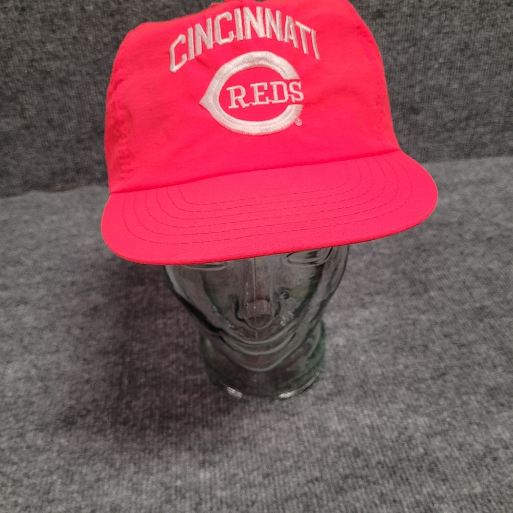 Cincinnati Reds Pink Cap